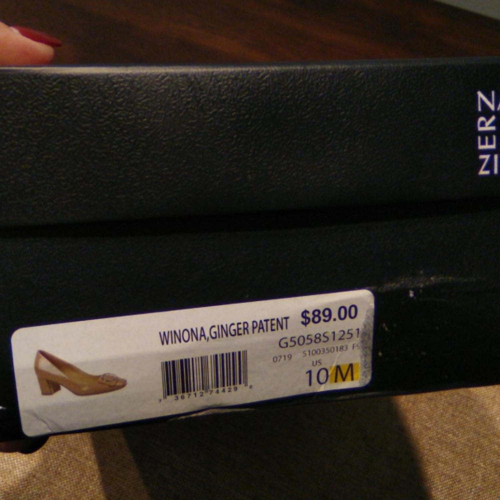 Naturalizer Pump Size 10M - Picture 3 of 5